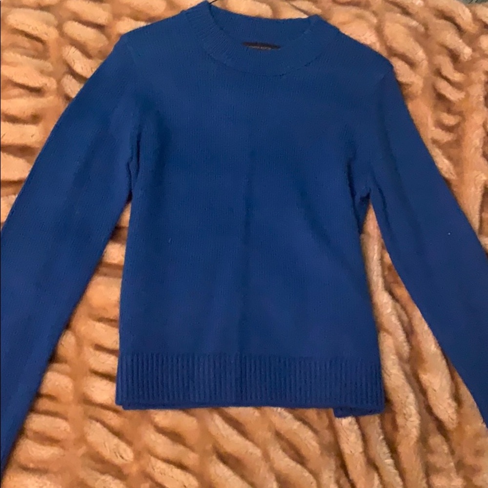 BLUE KNIT SWEATER *NEVER WORN*